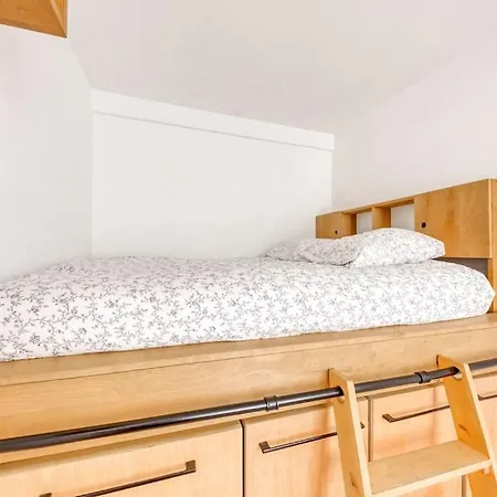 Versailles:t2 Au Style Oriental A 5 Min Du Chateau Daire