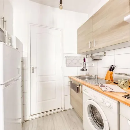 Versailles:t2 Au Style Oriental A 5 Min Du Chateau Daire *